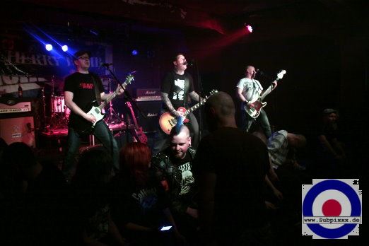 Cherry Bomb (D) Alte Kaffeeroesterei, Plauen 20. April 2013 (3).JPG